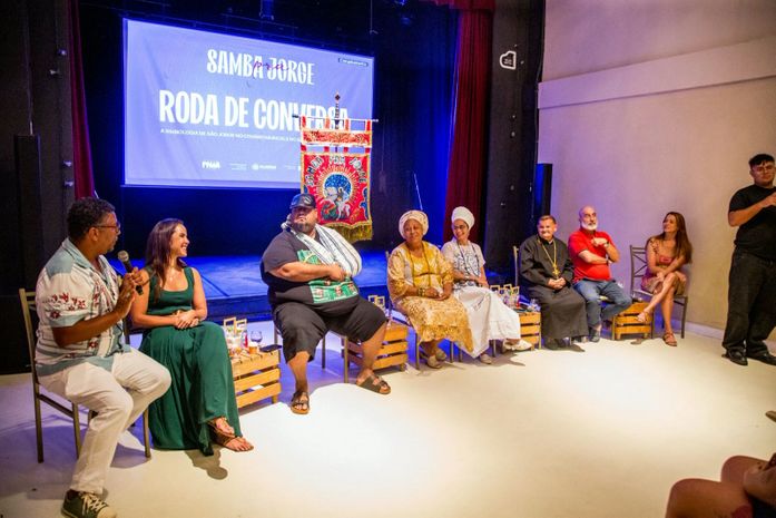 Samba da Periferia leva oficina percussiva e debate sobre fé e cultura ao Theatro Homerinho com ações do PNAB