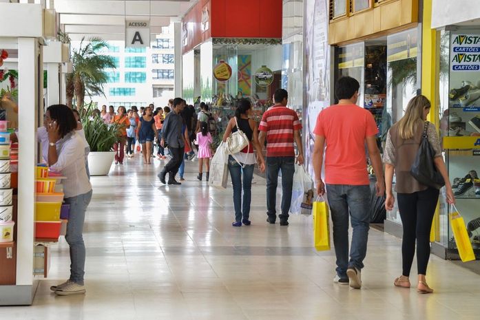 Expectativa do consumidor sobe em setembro, diz CNI