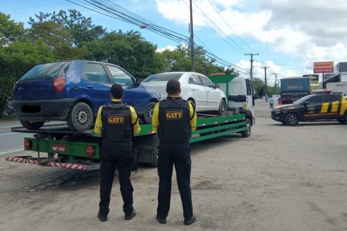 Em sete meses, mais de 200 veículos que faziam transporte clandestino foram apreendidos em Maceió