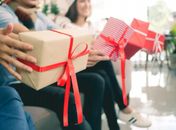 Troca de presentes de Natal pode gerar dúvidas; veja o que diz a legislação e quais cuidados tomar