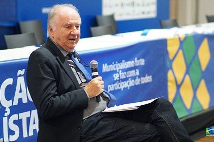 Presidente da CNM tem encontro com prefeitos na Feira para apresentar pautas municipalistas