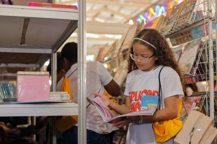 Rede de ensino de Maceió celebra Dia Internacional da Alfabetização com resultados positivos