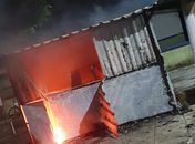Barraca de pastel pega fogo em praça no Agreste de AL; Bombeiros são acionados