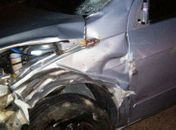 Jovem tem a perna decepada após colisão entre moto e carro 