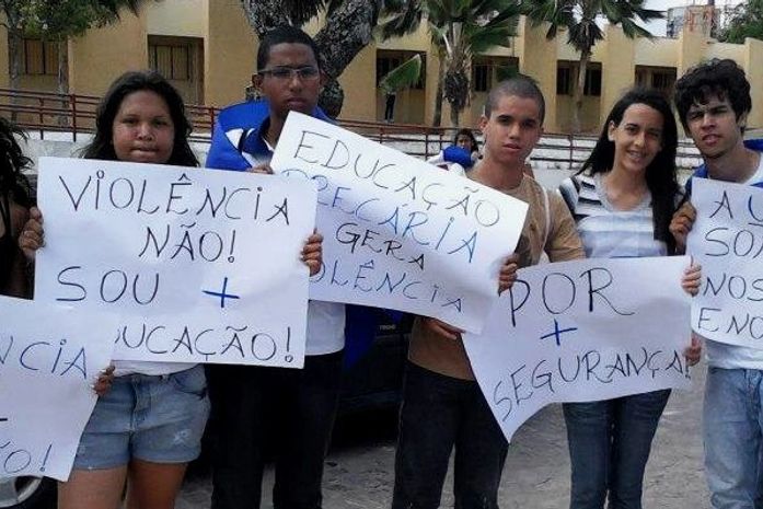 A porta de entrada para um novo mundo é a educação, vocês tem certeza disso?