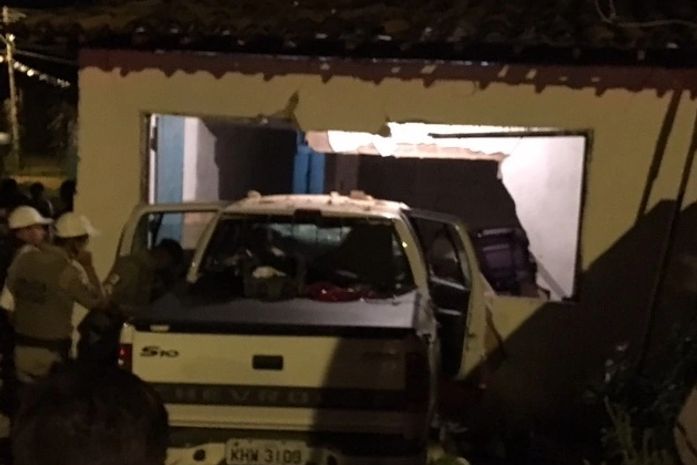Arrastão, perseguição e troca de tiros resulta em prisões em Marechal Deodoro