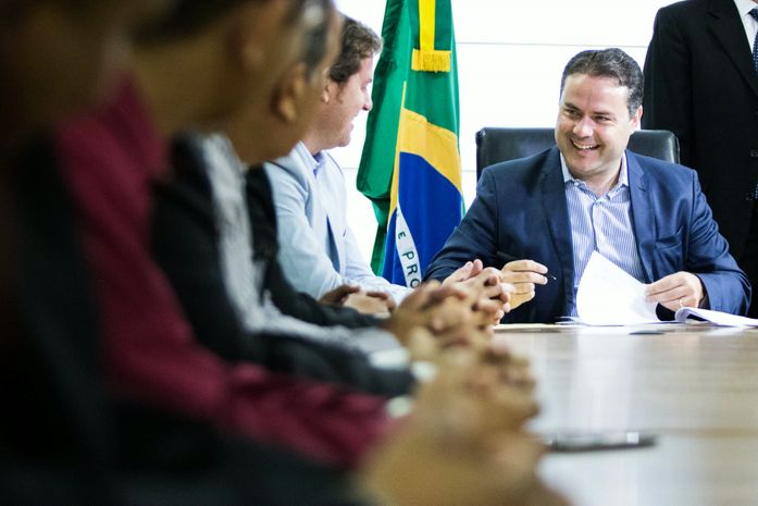 Renan Filho (PMDB) na solenidade de  assinatura do Centro de Convenções da Barra