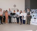 Carrinho doado pela Estapar torna transporte de crianças mais leve na Santa Casa Farol