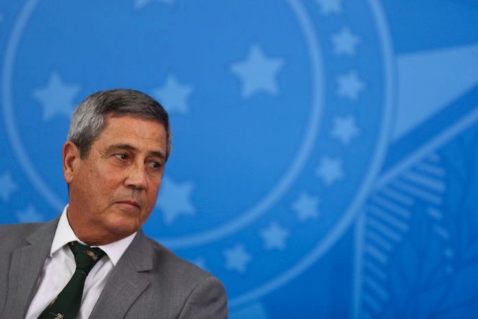 Ministro Braga Netto tem resultado positivo para covid-19