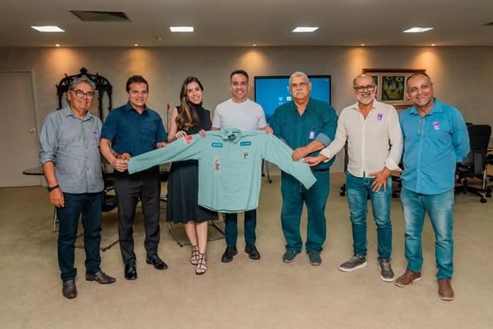 Ricardo Nezinho e dirigentes da Acesa entregam ao governador Paulo Dantas, convite para a 22ª Cavalgada de Nossa Senhora do Bom Conselho