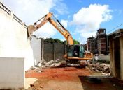 Obras do Hospital Metropolitano avançam após desapropriações