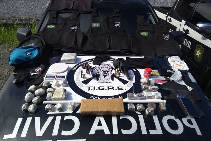 Dupla acusada de tráfico de drogas e roubos é presa pela Polícia Civil