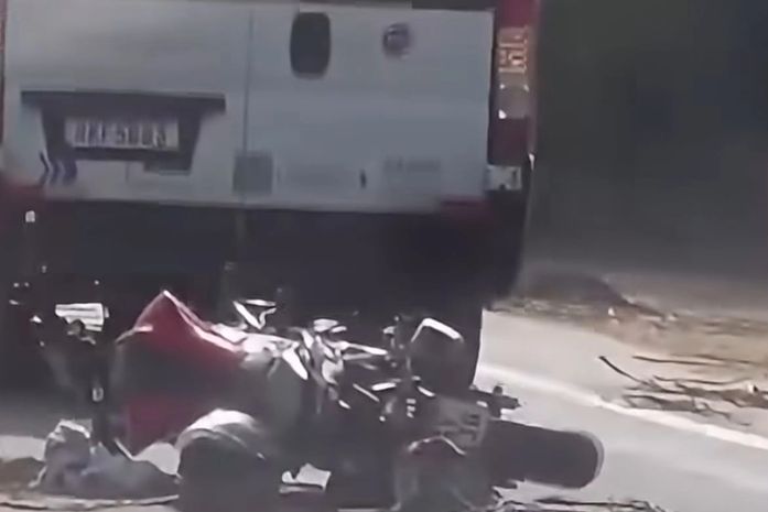 Motociclista sofre traumatismo cranioencefálico após colisão com van na BR-316