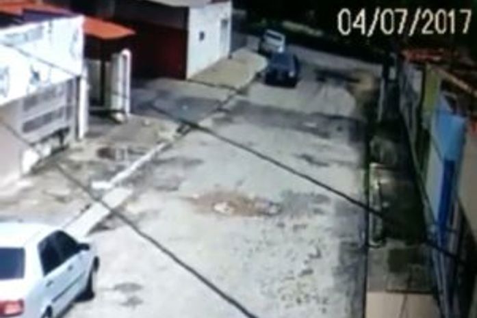 Imagens dos carros usados pelos acusados
