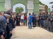 Guarda municipal e filho tem sepultamento marcado por homenagens em União dos Palmares 