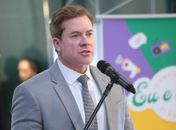 Projeto de Marx que protege cidadãos contra golpes e crimes com uso de inteligência artificial (IA) é aprovado em Comissão da Câmara