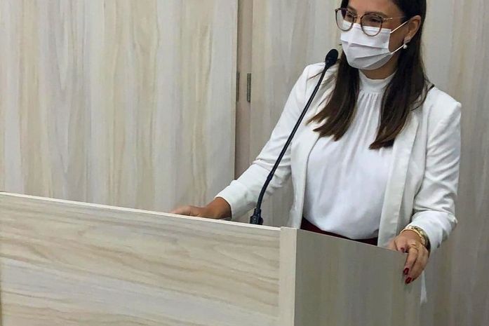 Vereadora Olívia Tenório participa de três importantes comissões da Câmara Municipal de Maceió