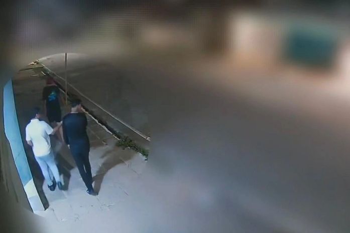 PC divulga imagens e pede ajuda para identificar suspeitos envolvidos em incêndio criminoso em viaduto de Maceió
