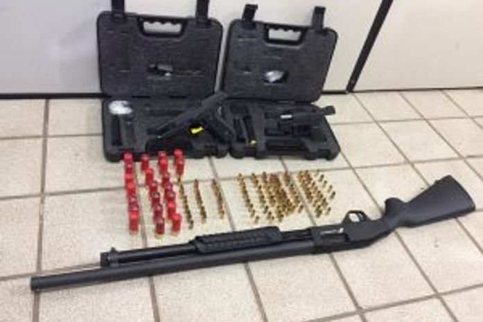 Pai e filhos são presos suspeitos de duplo homicídio ocorrido no interior de Alagoas