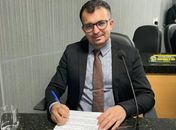 Na primeira sessão do ano, Wellington de Magalhães aprova pedido de doação de terreno para Igreja Católica