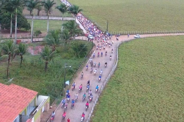 Grande carreata e apoio de Renan Filho marcam campanha de Arthur Albuquerque em Limoeiro