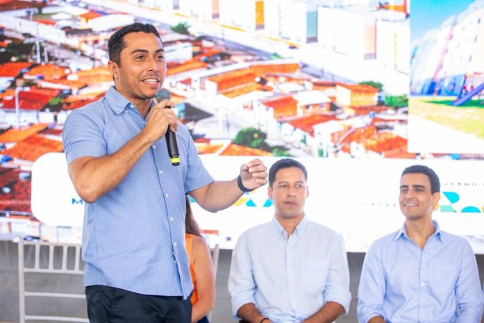Vereador David do Emprego acompanha sorteio de moradias no Parque da Lagoa