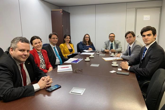 Marcelo Beltrão propõe ao MEC criar programa para auxiliar alunos lesados com o "golpe do diploma"