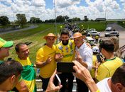Foto dos “vaqueiros” Flávio Bolsonaro e Alfredo Gaspar em Maceió remete a uma Alagoas do passado