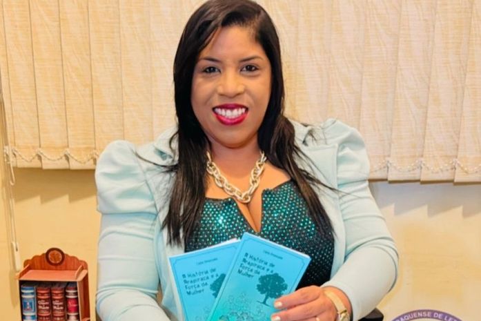 Escritora Arapiraquense Carla Emanuele Celebra o Mês da Mulher com Cordel vencedor de concurso que Exalta a Força Feminina em Arapiraca