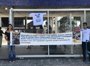 Aprovados em concurso da PM em 2017 protestam durante formatura de Bombeiros