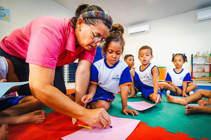 Prefeitura de Maceió convoca mais de 600 aprovados no PSS 2026 da Educação