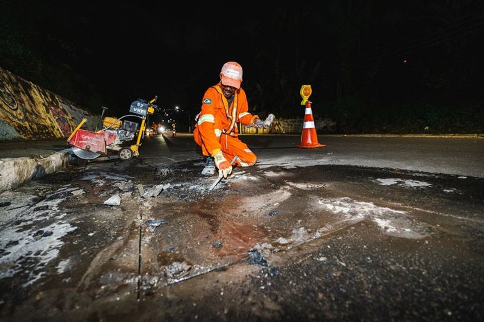 Infraestrutura inicia nivelamento de mais de 400 poços de visitas em ruas e avenidas da capital

