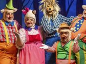 Clássico infantil “Os 3 Super Porquinhos” chega ao Teatro Gustavo Leite com muita diversão em família