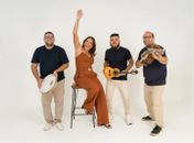 Grupo Cai Dentro celebra 15 anos com roda de samba no Espaço Armazém