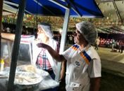 Ambulantes e comerciantes comemoram vendas durante o Arraiá da Primeira Capitá