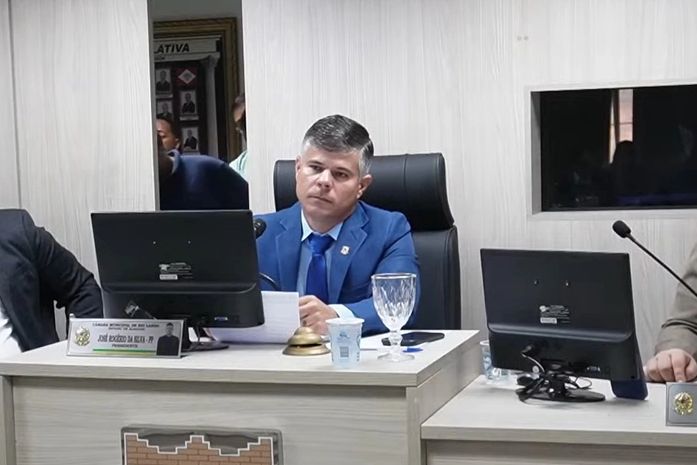 Presidente da Câmara de Rio Largo é acusado de blindar tentativa de golpe e silenciar na sessão ordinária