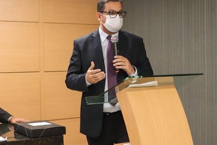 Vereador Dr.Fábio pede o retorno das gratificações dos servidores da saúde de Arapiraca