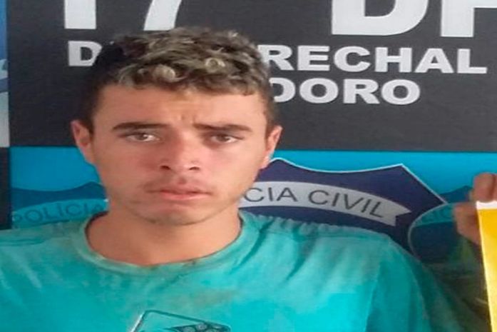 Josenildo Sena Alves, 18 anos, o "Ovo Frito", preso em Marechal Deodoro