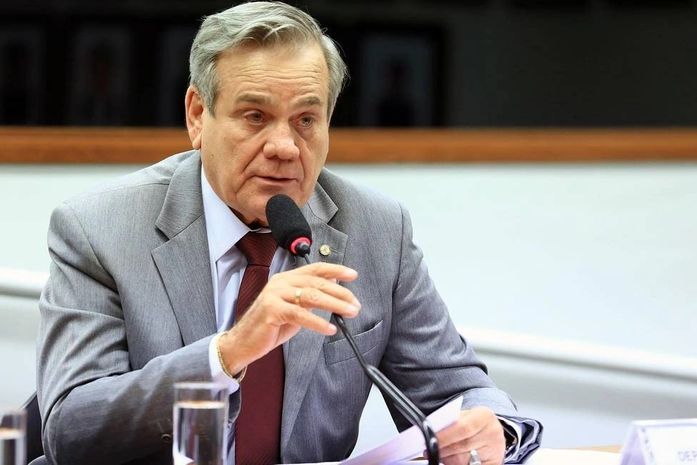 A estranha hipótese de Lessa vice de JHC! E a briga pelo eleitorado de Jair Bolsonaro