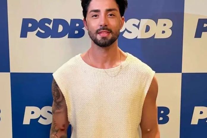 Rico Melquiades se filia ao PSDB em Alagoas e sinaliza entrada na política: "Se eu ganhar vou liberar cirurgia plástica pra geral"