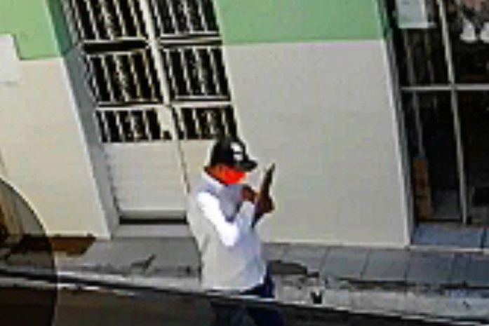 Se passando por agente de saúde, homem consegue entrar e furtar objetos de residência