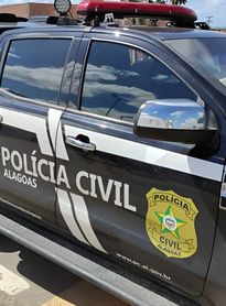 Viatura da Polícia Civil