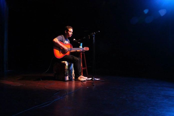 Cantor Thiago Vasconcelos