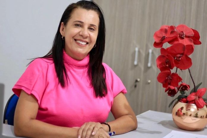 Transparência: secretária de Educação de Lagoa da Canoa detalha compra de livros que ajudam no desenvolvimento dos alunos