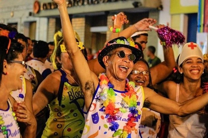 Blocos carnavalescos