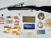 PM-AL prende homem com drogas, arma artesanal e dinheiro em Piranhas