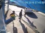 Assalto em frente a escola no bairro do Antares