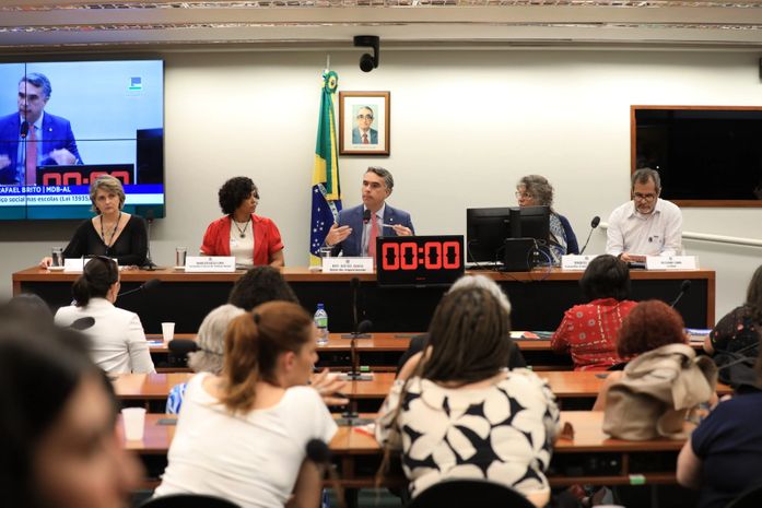 Setembro: flores amarelas para esperança