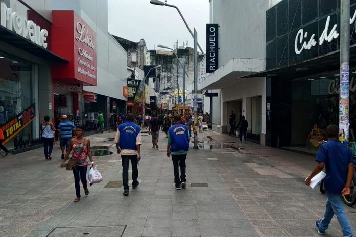 Semscs intensifica fiscalização no calçadão do Comércio