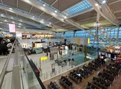 Briga generalizada no aeroporto de Londres deixa 21 feridos